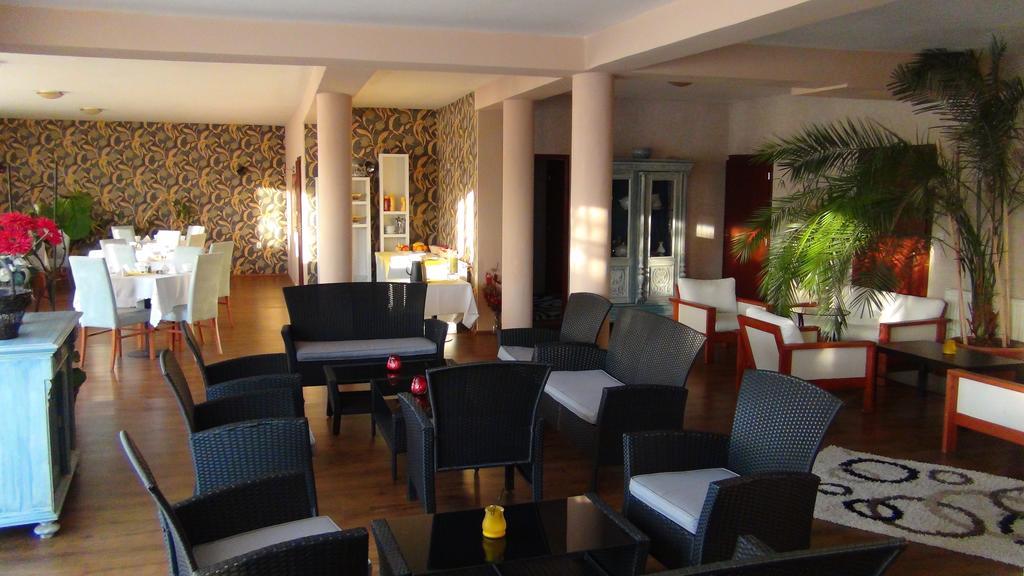 Penzion Vila Aria Нитра Экстерьер фото